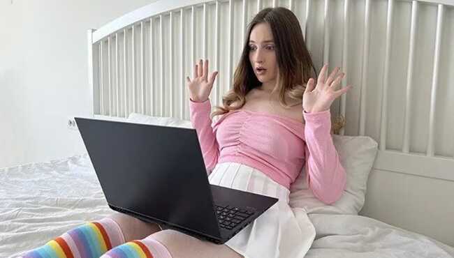 Күлкілі қара сиқыр Фильмдердегі эротикалық және порнографиялық көріністер