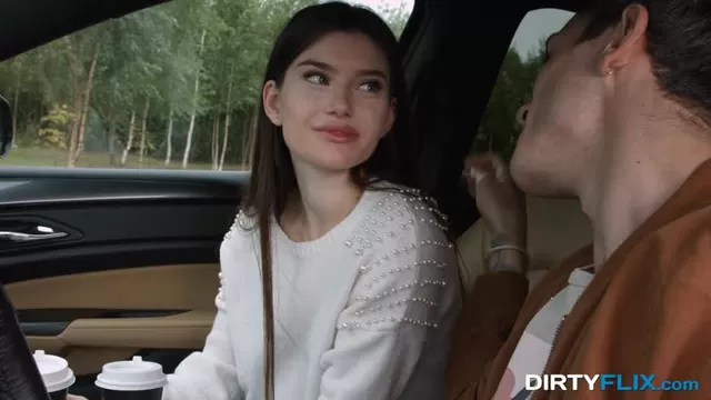 Толық әтештермен порноның фотолары Толық метражды порно фильм Приест